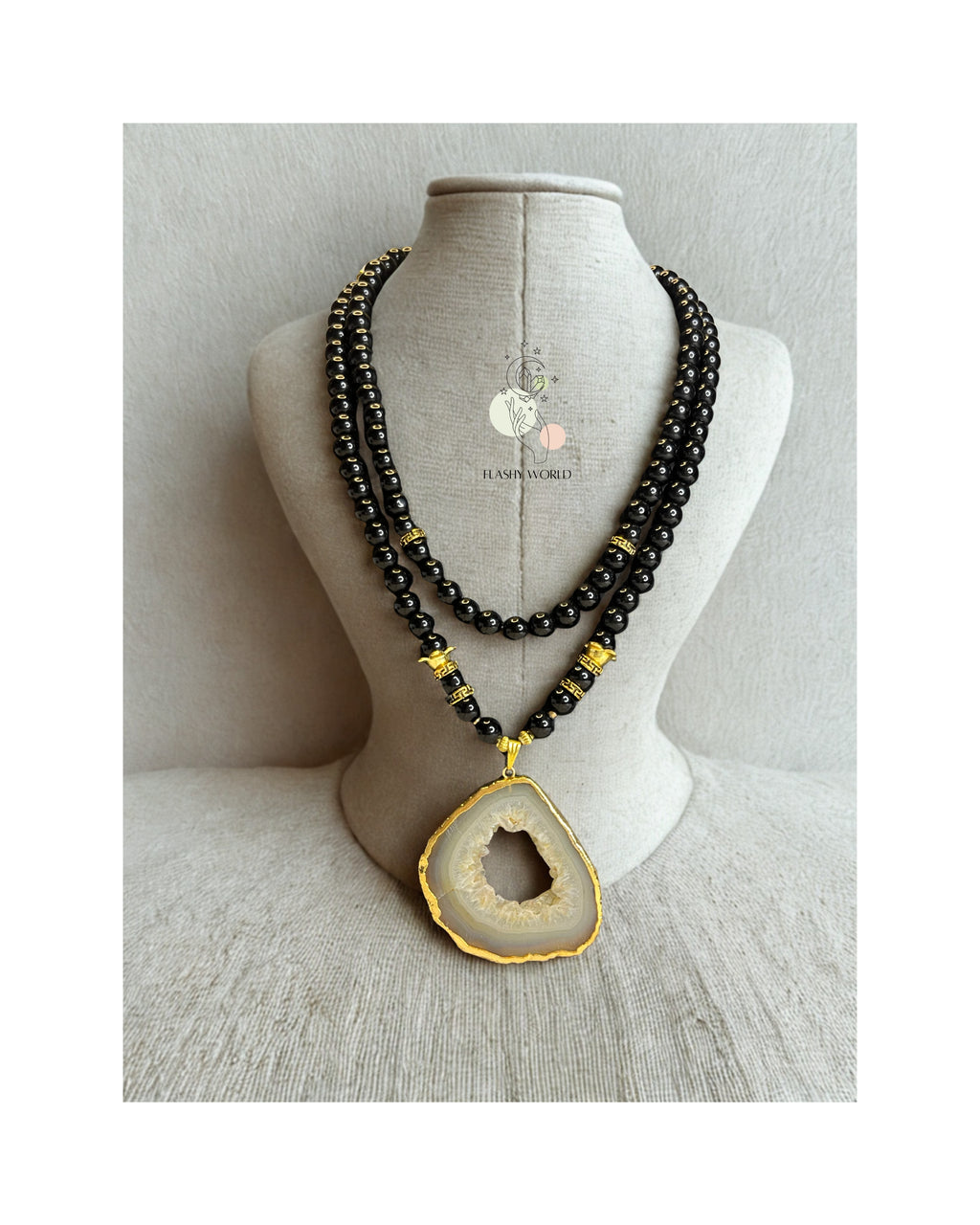 Layered Black Obsidian Necklace with Gold-Plated Agate Pendant – Natural Stone Healing Jewelry for Protection & Style