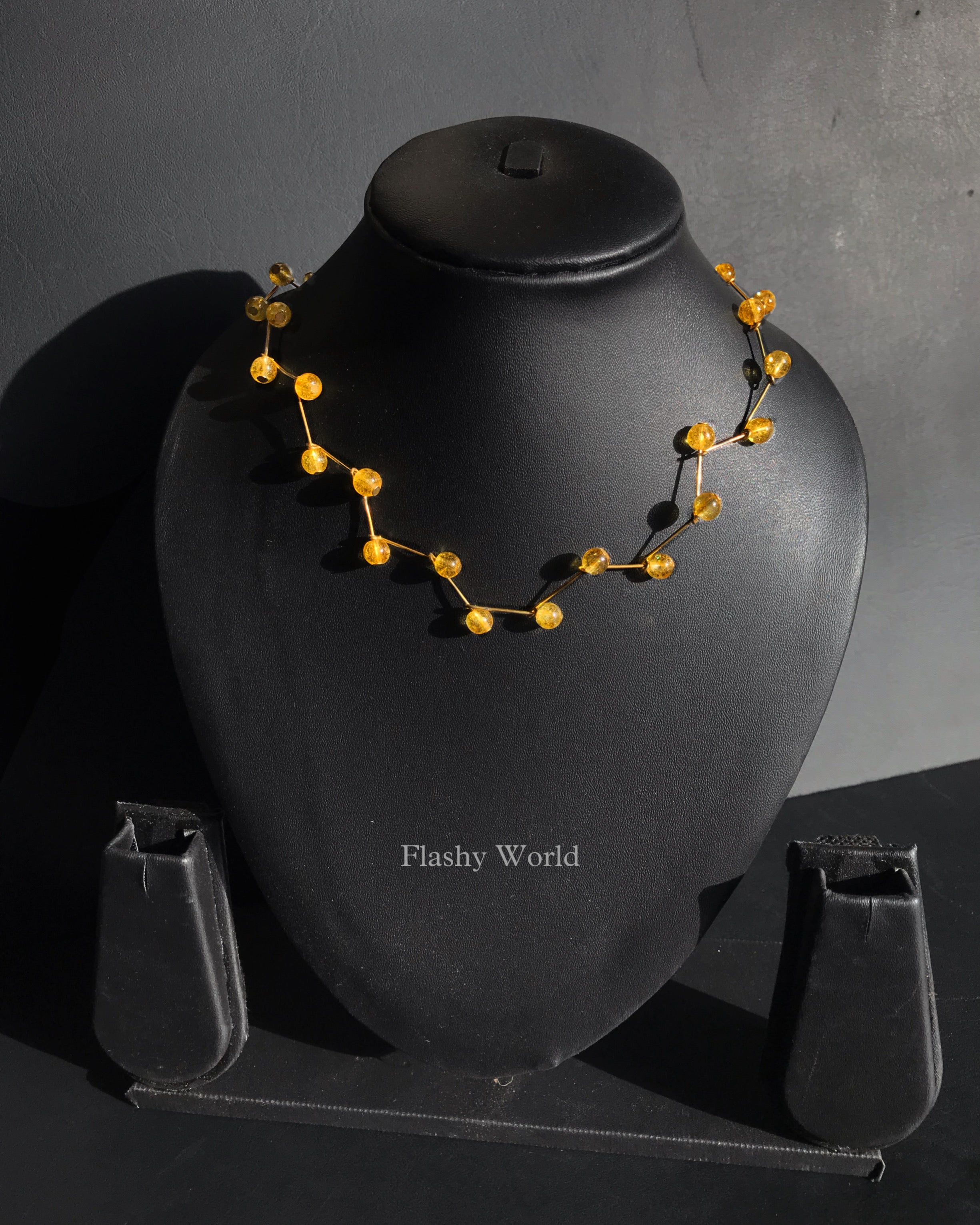 Citrine Zigzag Necklace – Unique, Minimal & Energy-Boosting Jewelry