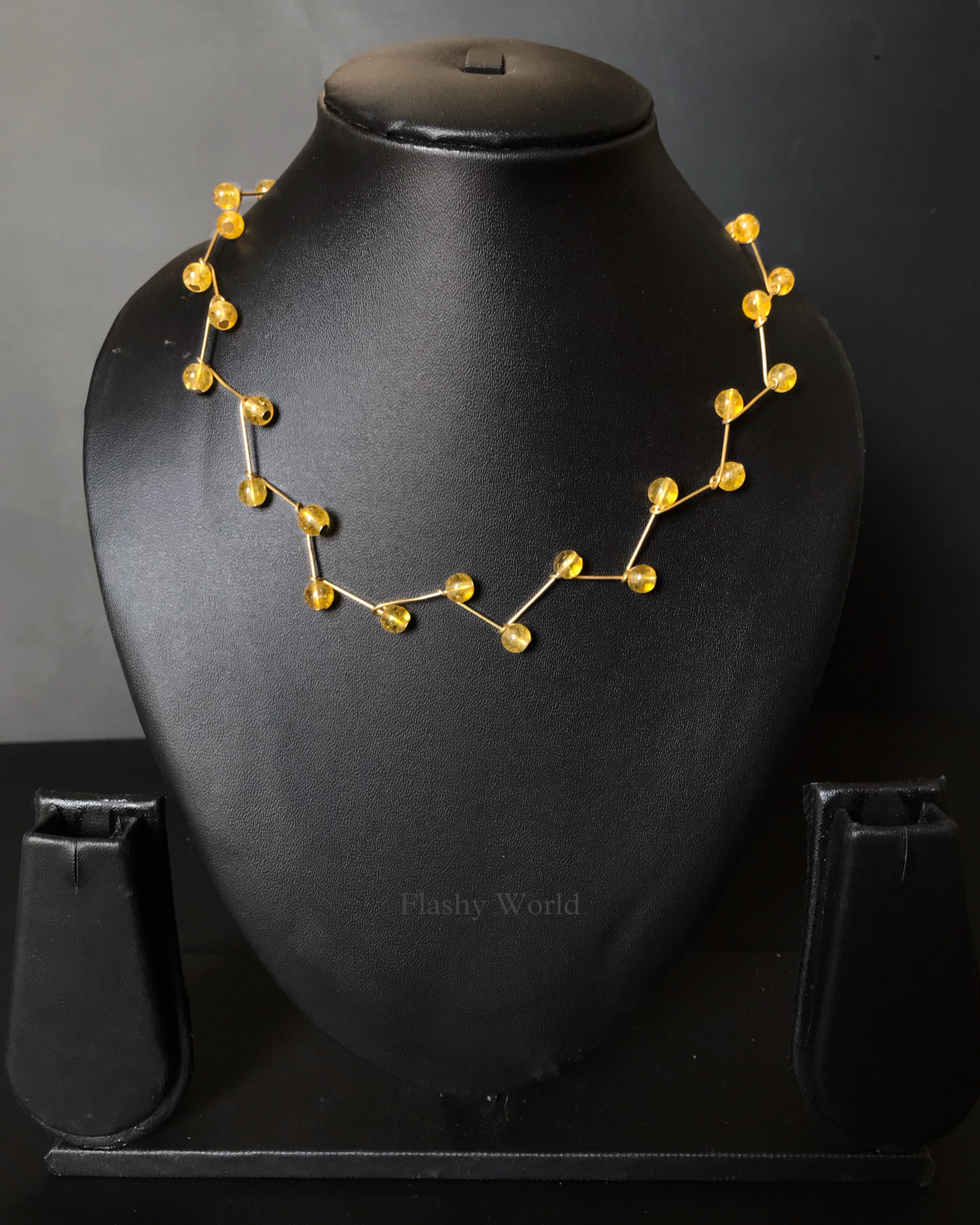 Citrine Zigzag Necklace – Unique, Minimal & Energy-Boosting Jewelry